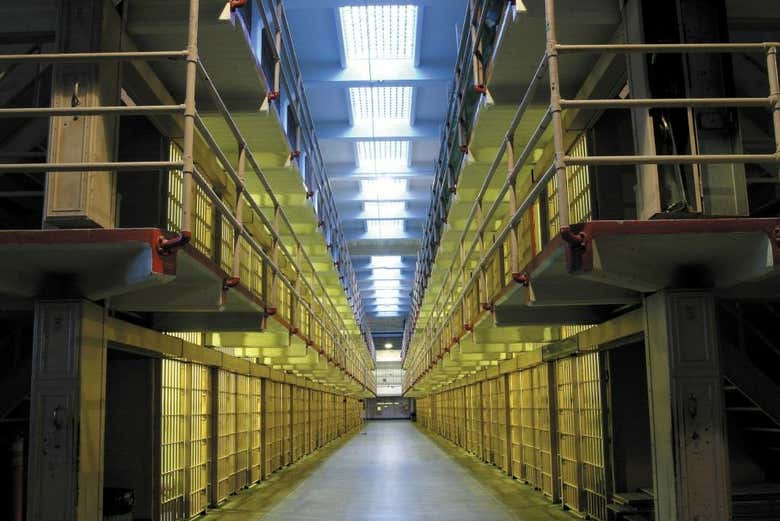 La prigione di Alcatraz dall'interno