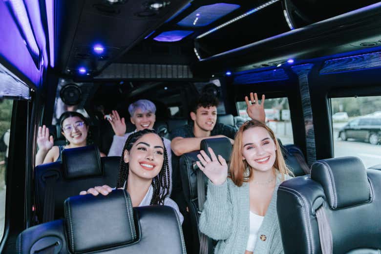 Tous à bord du minibus !