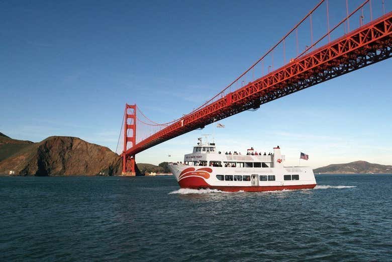 Sailing under the Golden Gate