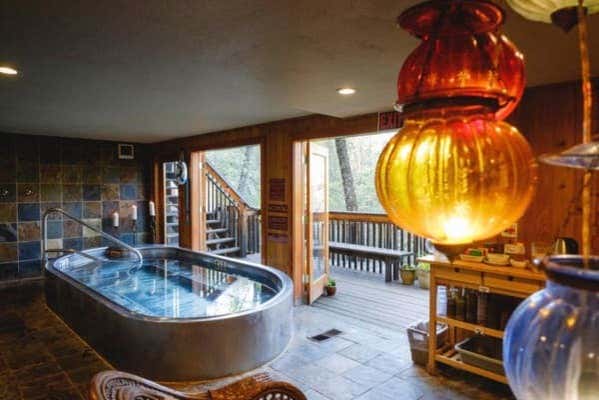 Facilities in the rustic lodge