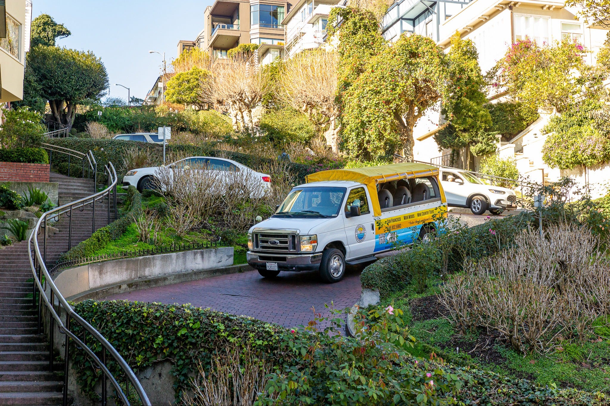 Ride along San Francisco's iconic winding streets