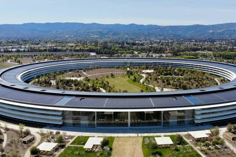Learn about Apple's iconic ring-shaped headquarters