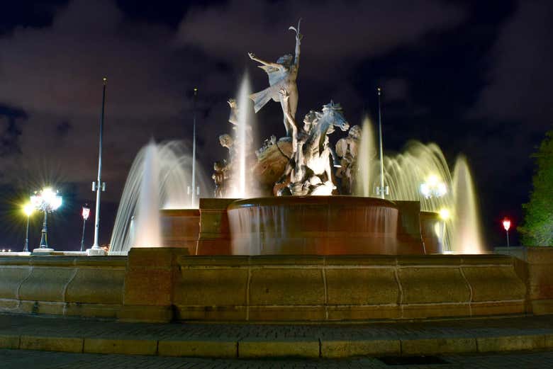 Fuente de San Juan al anochecer