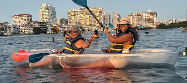 Tour en kayak transparente por la Laguna del Condado