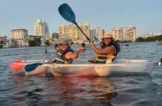 Tour en kayak transparente por la Laguna del Condado