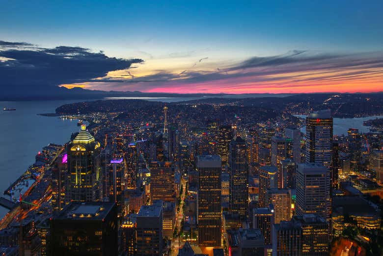 Sunset over Seattle from the viewpoint