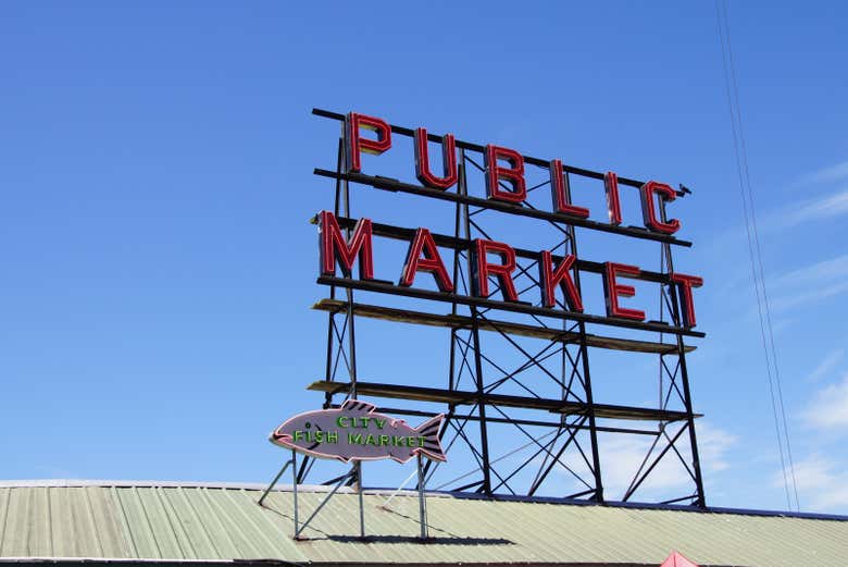 Shop around the market