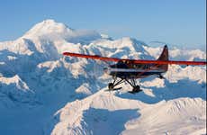 Paseo en avioneta por Denali con aterrizaje en un glaciar
