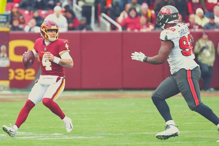 Los Washington Commanders durante un partido de la NFL