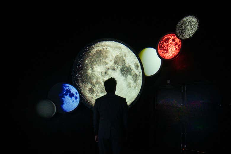 Immagine dei pianeti ad Artechouse DC