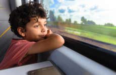 Trem de alta velocidade Brightline entre West Palm Beach e Orlando
