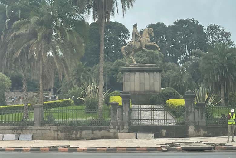 Monumento ao imperador Menelik II em Addis Abeba