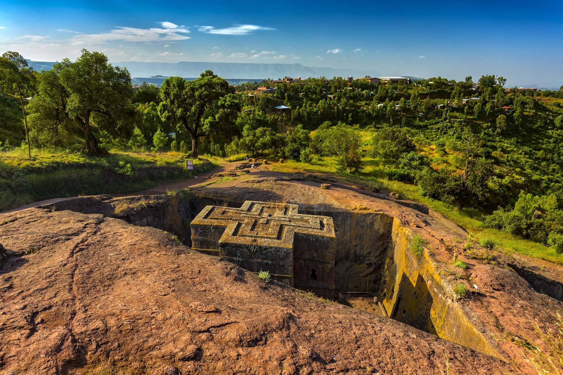 Tour de 3 días por las iglesias de Lalibela, Lalibela Tour de 3 días por las iglesias de Lalibela, Lalibela