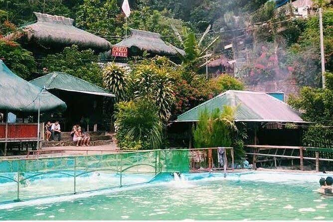 Enjoy the thermal waters at Asin