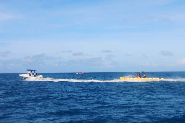 Blasting over the waters around Bohol