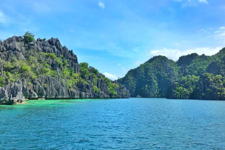 Découvrir les paysages exotiques de Coron