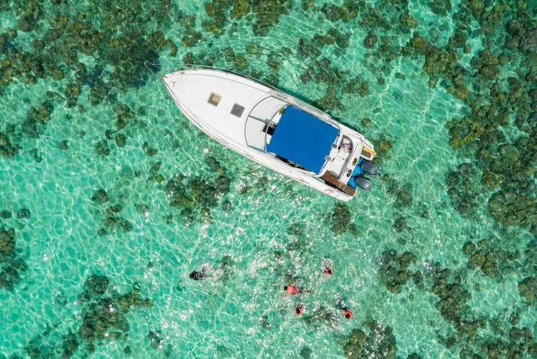Yacht à Coron