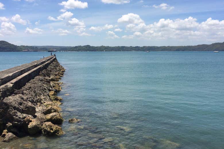 Costa de Iloilo, perto do forte de São Pedro