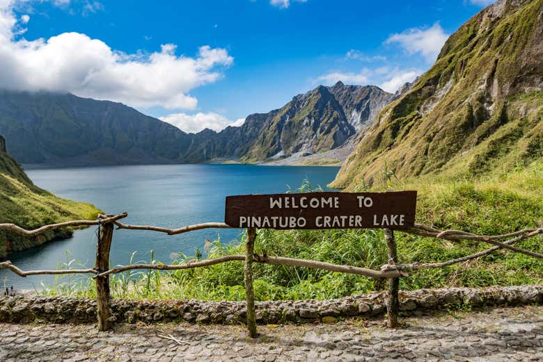 Vistas al lago del volcán Pinatubo