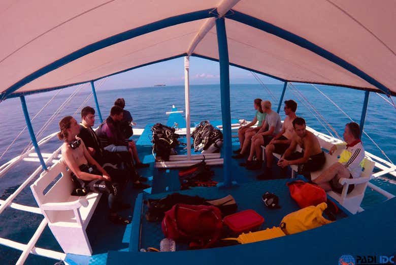 Snorkelling boat trip