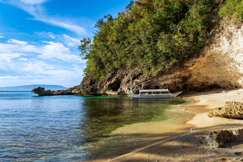 Haligi Beach