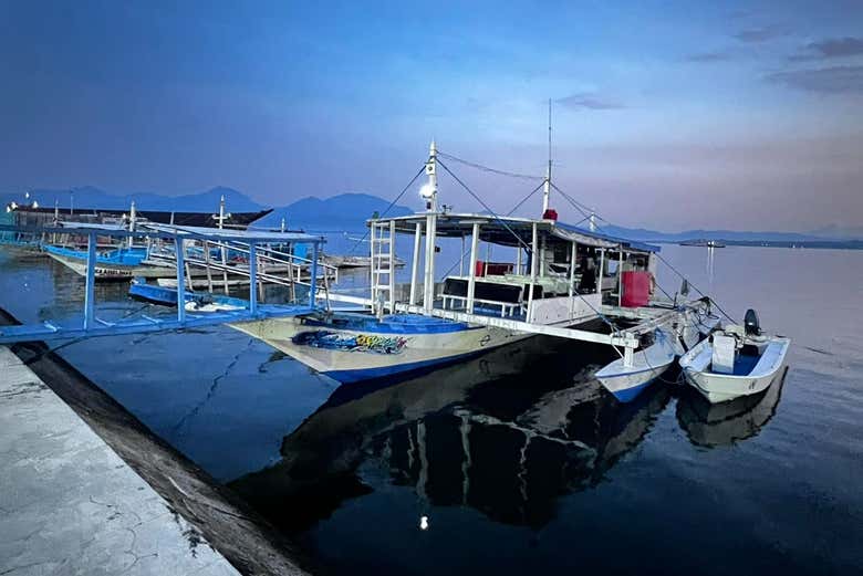 Preparing the boat