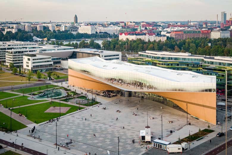 Panorâmica da Biblioteca Central Oodi