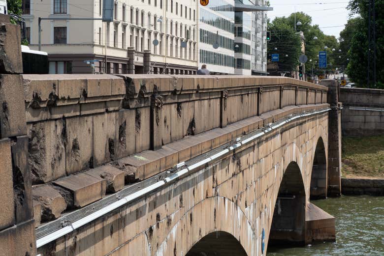 Disfrutando del free tour por Kallio