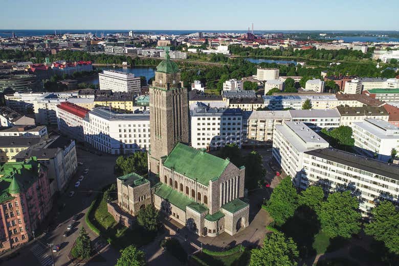 Vue aérienne sur l'église de Kallio