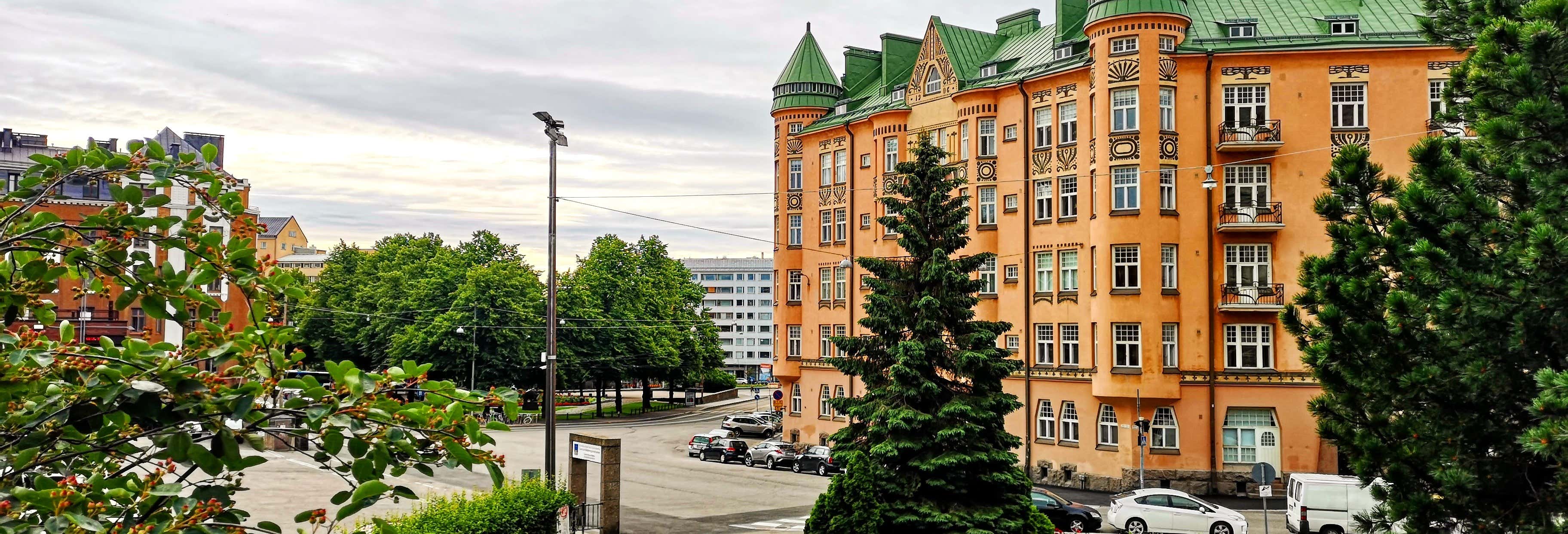 Guided tours and free tours in Helsinki