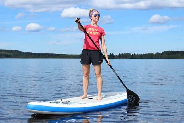 Praticando paddle surf