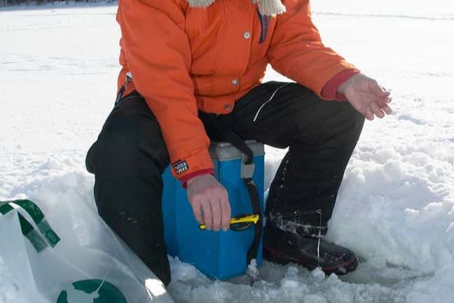 Activité de pêche sur glace