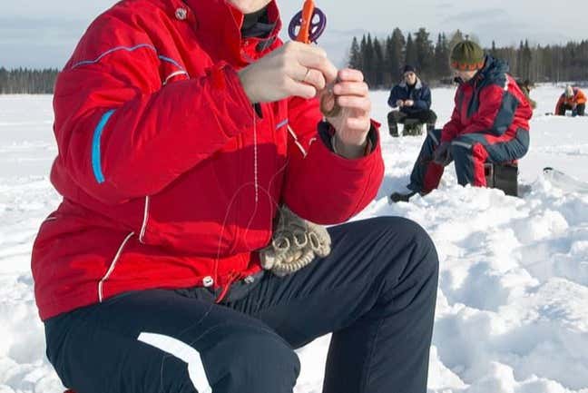 Pêche sur glace à Laukaa