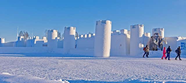Kemi Snow Castle Day Trip from Rovaniemi - Book at Civitatis.com