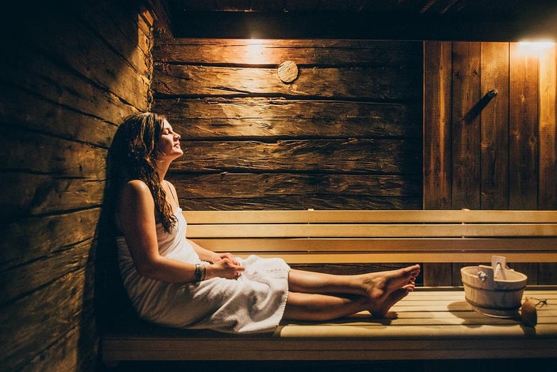 Desfrutando a sauna