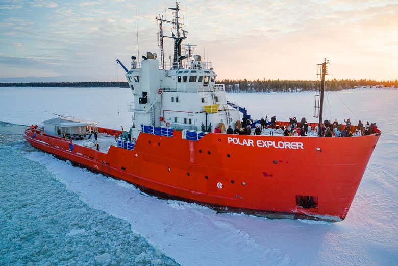 Crociera su una nave rompighiaccio + Bagno nel golfo di Botnia, Rovaniemi