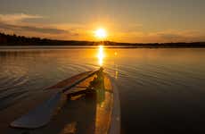 Paddle sous le soleil de minuit à Rovaniemi