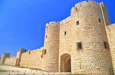 Ingresso da fortaleza de Aigues-Mortes