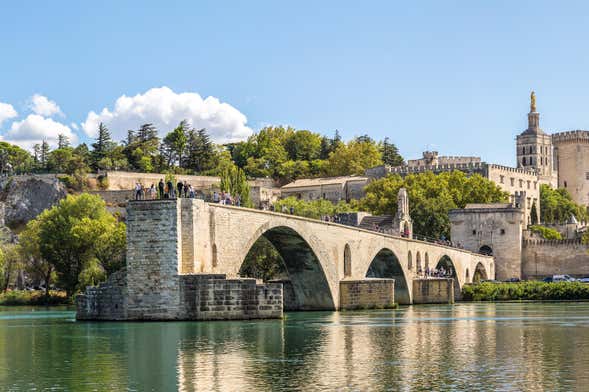 Excursão a Avignon, Châteauneuf-du-Pape e Les Baux