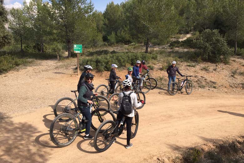 A group enjoying the route