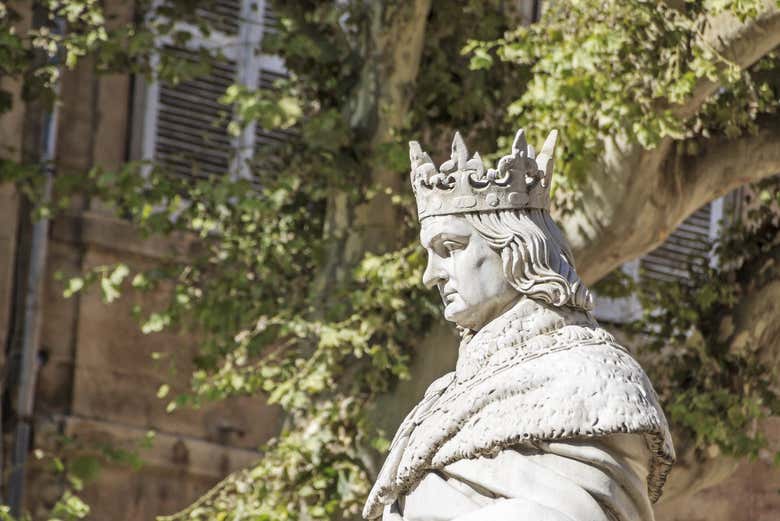 Estátua do rei Renato I de Anjou