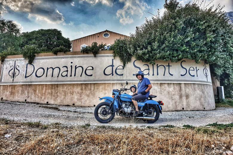 Parcourez la Provence sur un side-car