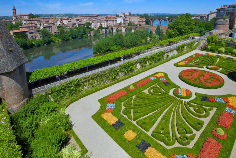 I giardini del Palazzo della Berbie