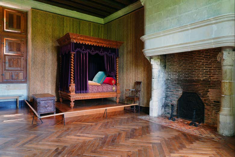 Percorrendo o interior do castelo de Azay-le-Rideau
