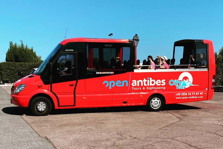 Ônibus panorâmico de Antibes