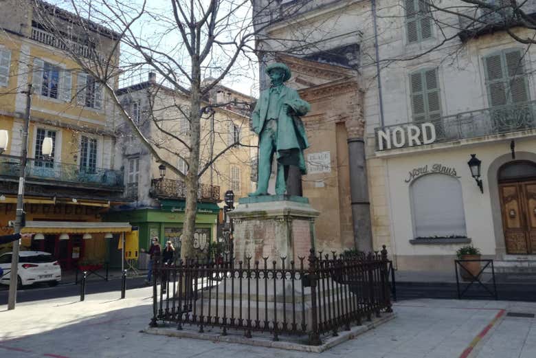 Enjoying a private tour around Arles