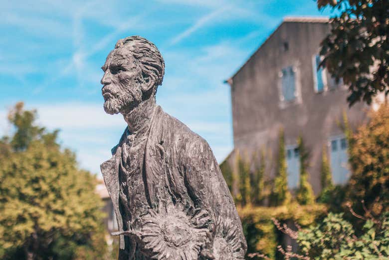 Estatua de Van Gogh en Saint-Rémy-de-Provence