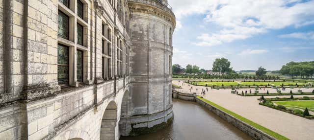 Entrada al castillo de Azay-le-Rideau