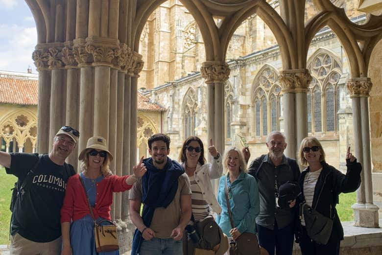 Dans le cloître de la cathédrale Sainte-Marie