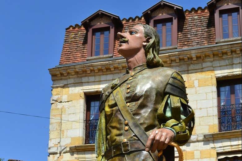 Estatua de Cyrano de Bergerac